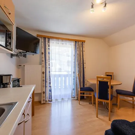 Haus Pitzer/apartments Troicher Appartement *