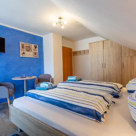 Haus Pitzer/apartments Troicher Appartement *