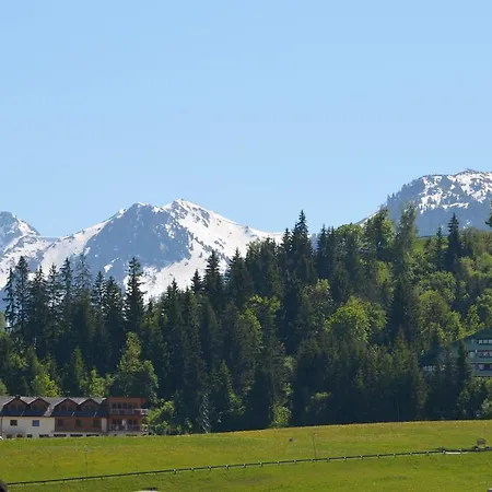 Haus Pitzer/apartments Troicher *