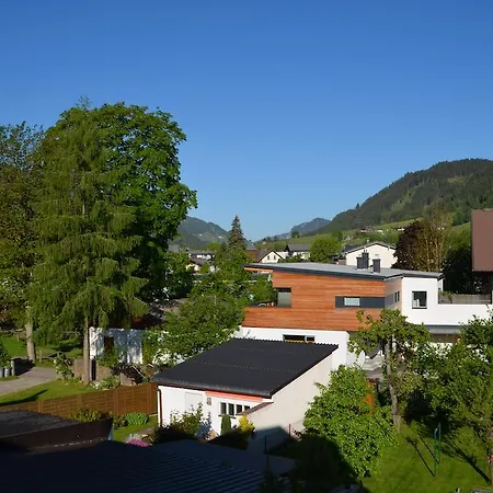 Haus Pitzer/apartments Troicher *