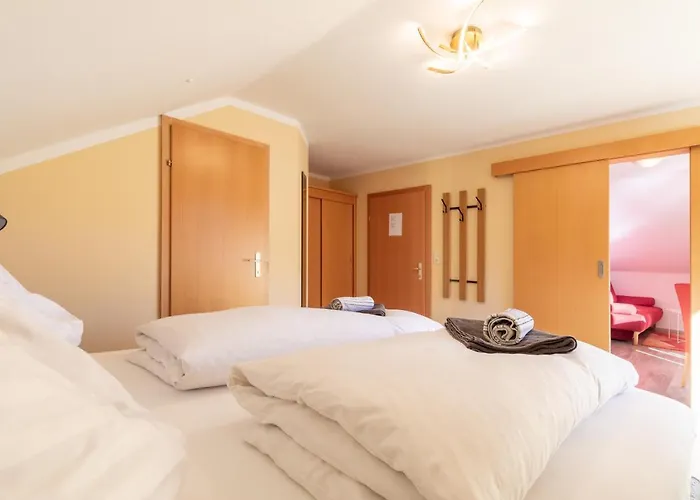 Haus Pitzer/apartments Troicher سخلادميخ