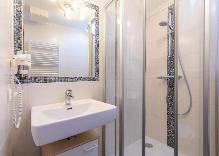 Haus Pitzer/apartments Troicher سخلادميخ