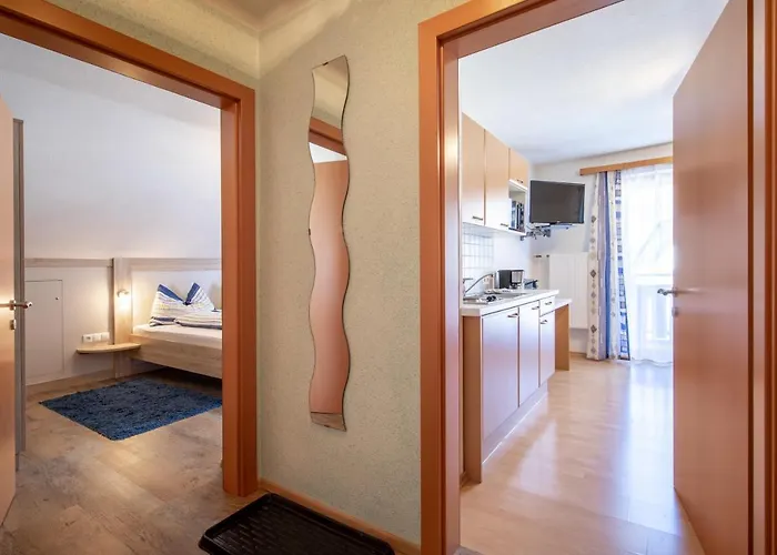 Haus Pitzer/apartments Troicher شقة