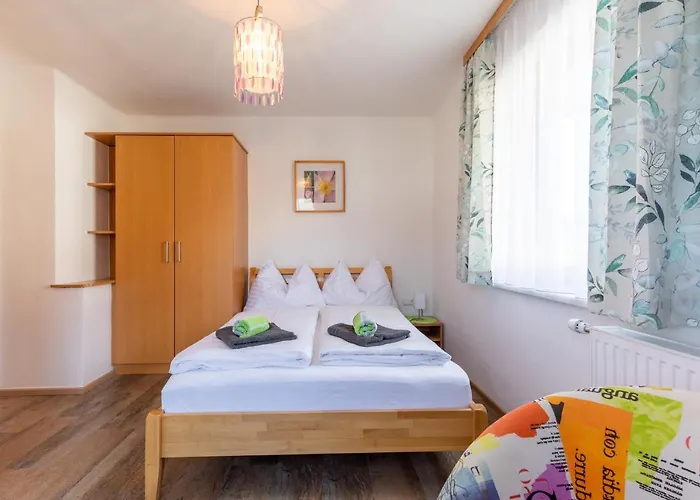 Haus Pitzer/apartments Troicher سخلادميخ