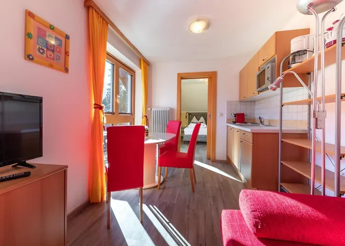 Haus Pitzer/apartments Troicher شقة *